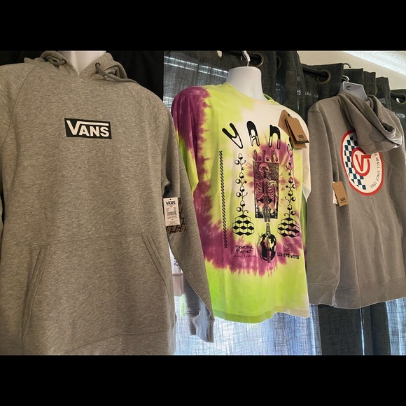 Vans - Picture 2 of 2